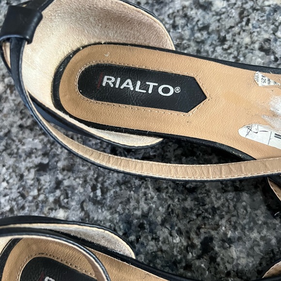 Black casual shoes no tags - Picture 5 of 5